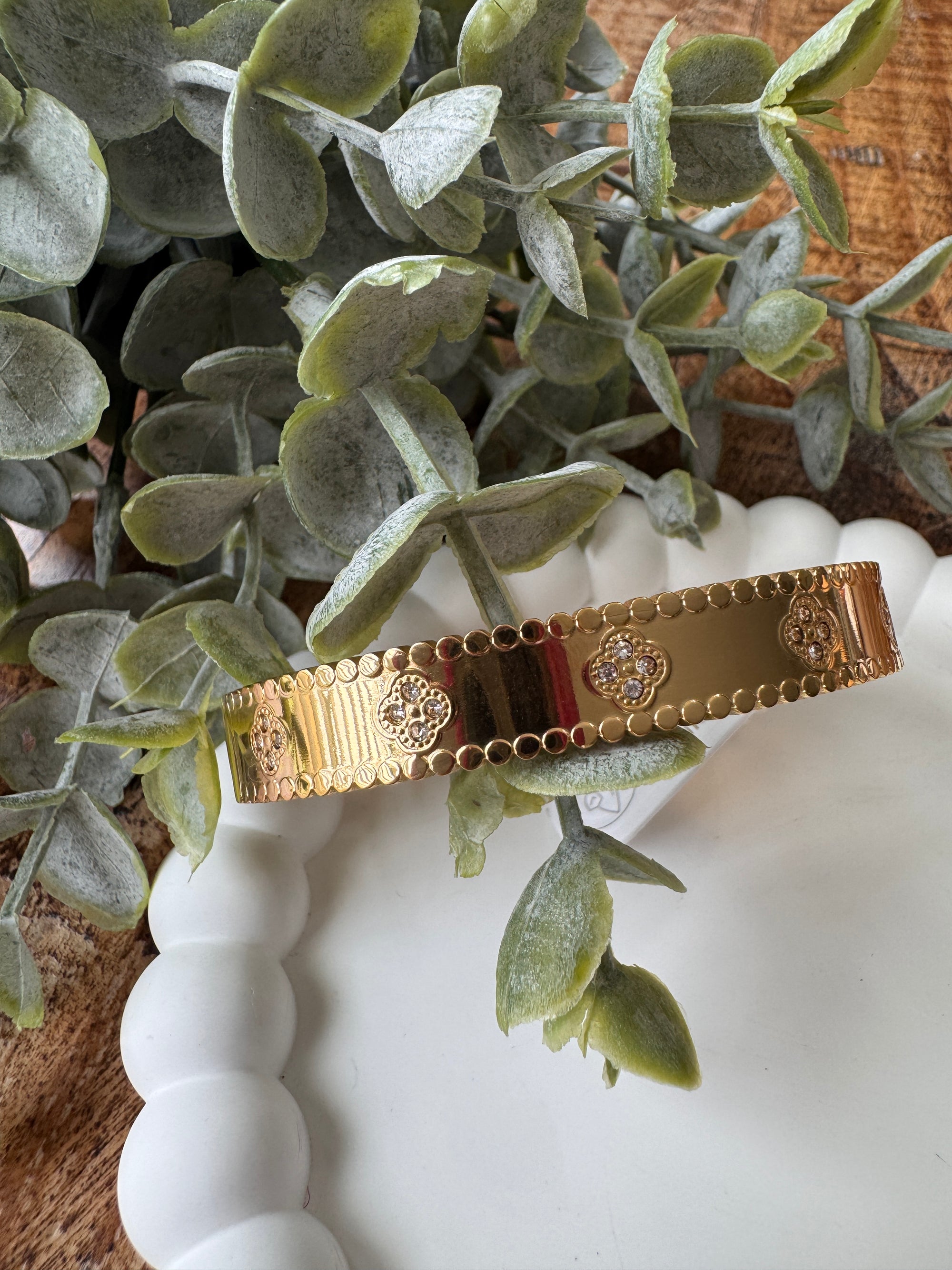 Stainless Steel Quatrefoil Bangle