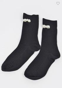 Socks with pearl