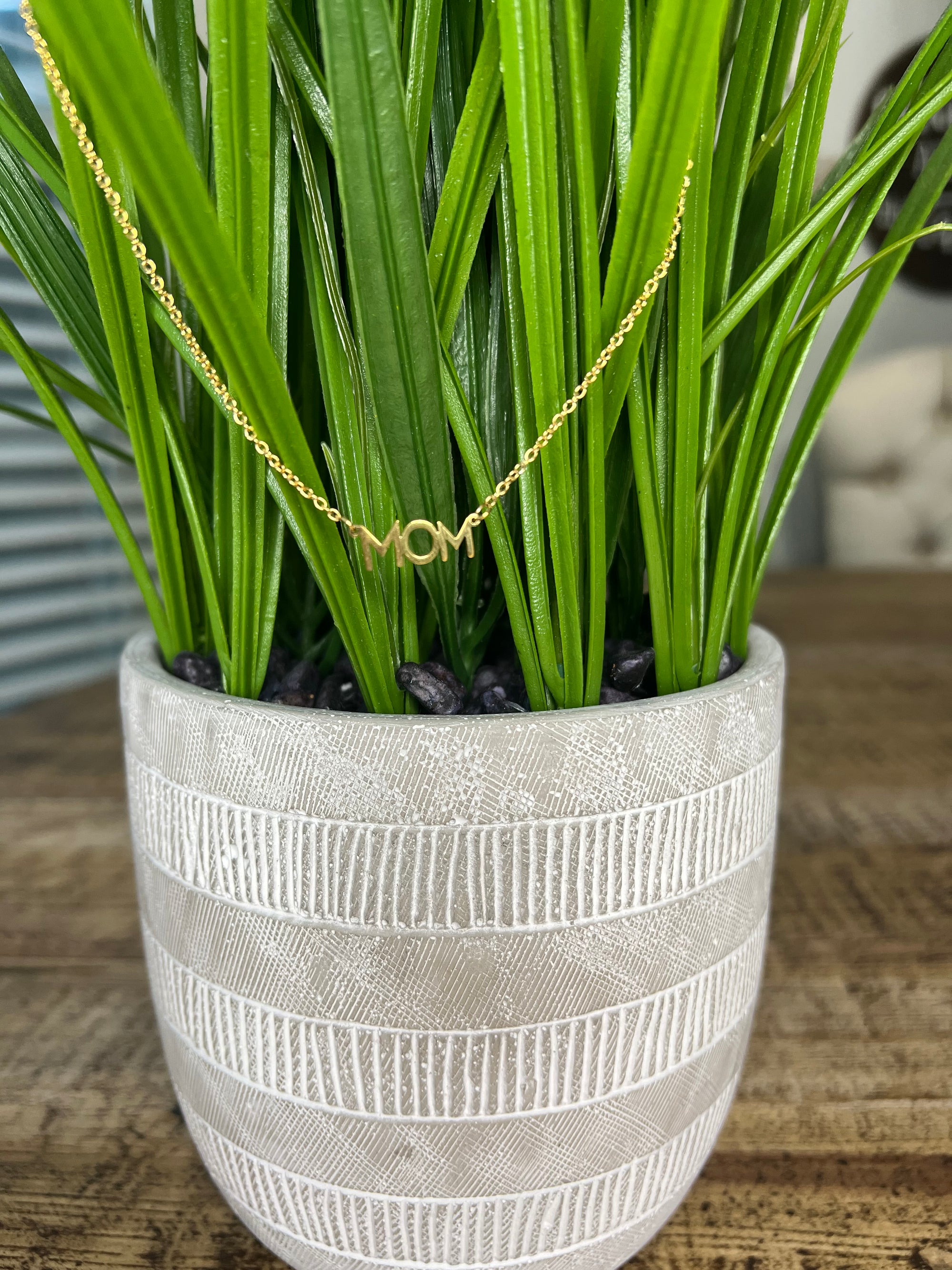 Mom Necklace