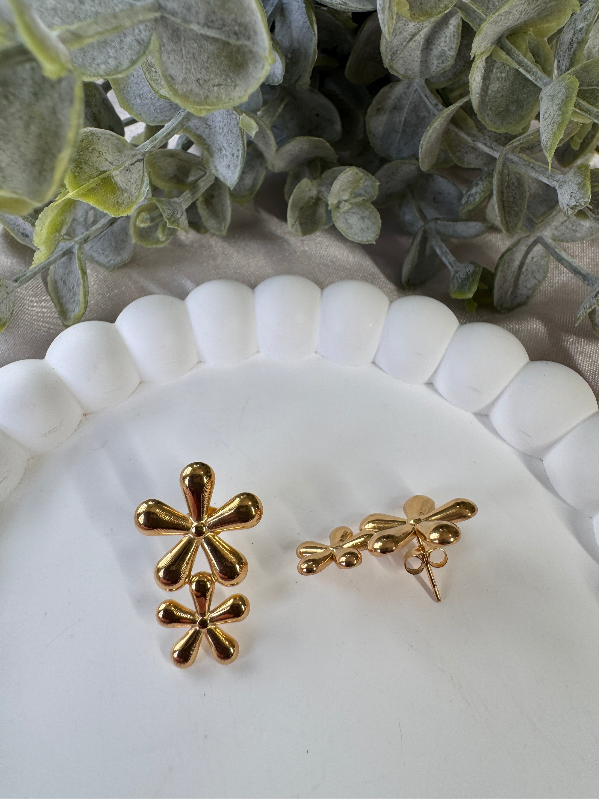 18 K Flower Stainless Steel Studs