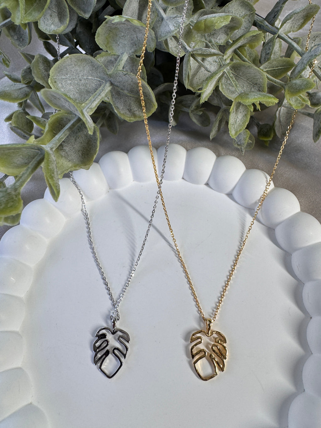 18K Gold Dipped Monstera Cutout Pendant Necklace