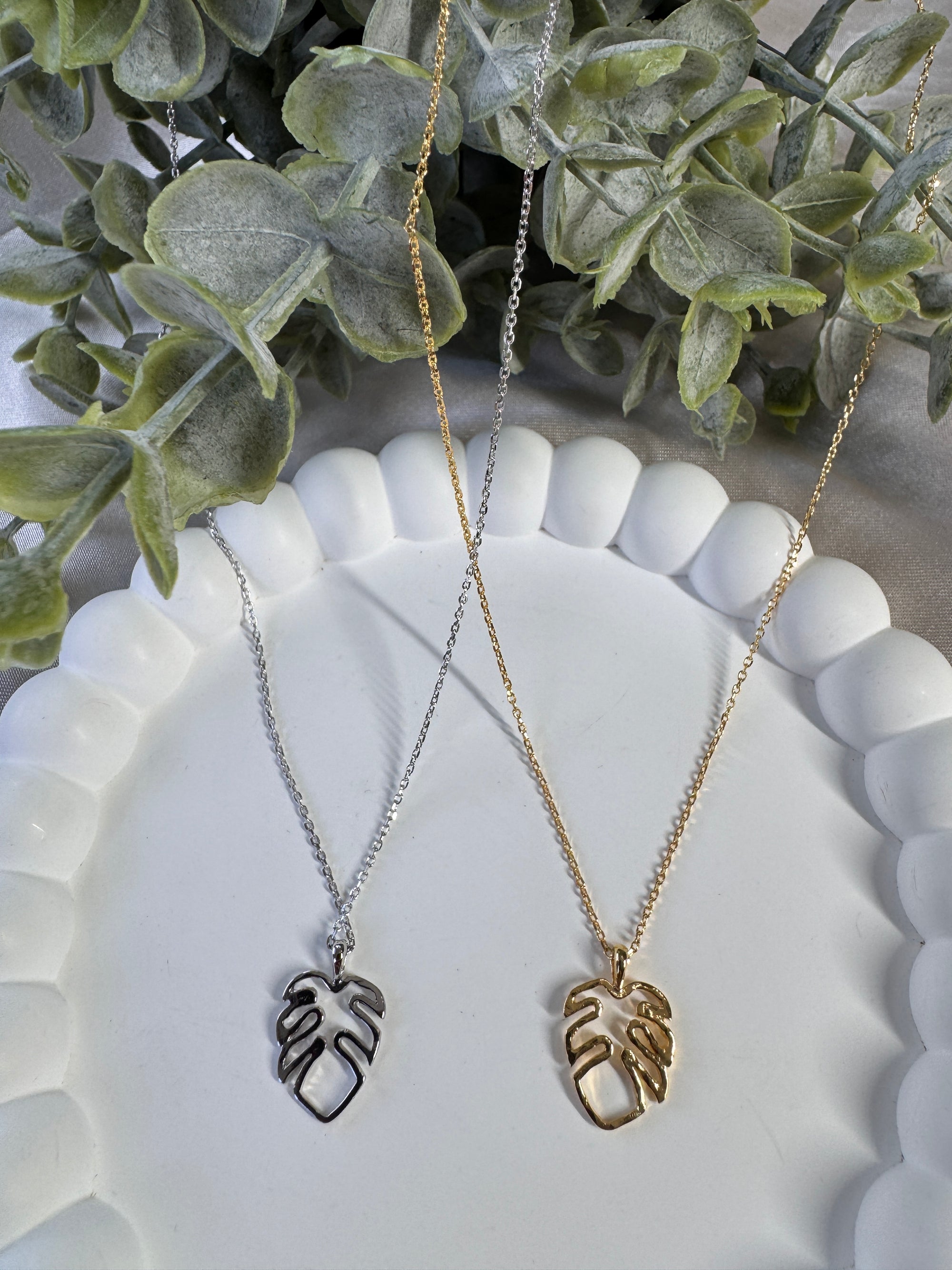 18K Gold Dipped Monstera Cutout Pendant Necklace
