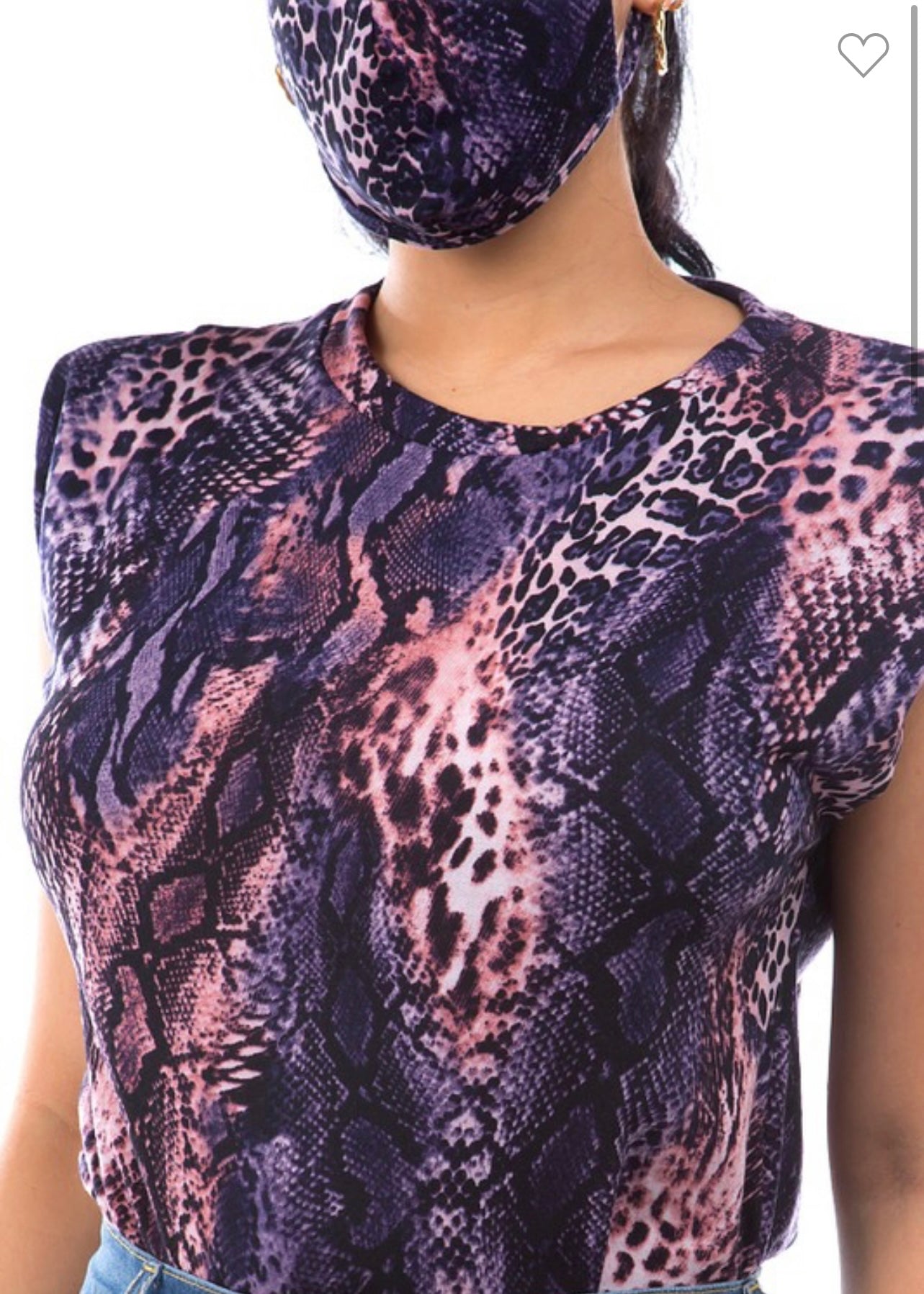 Snake top