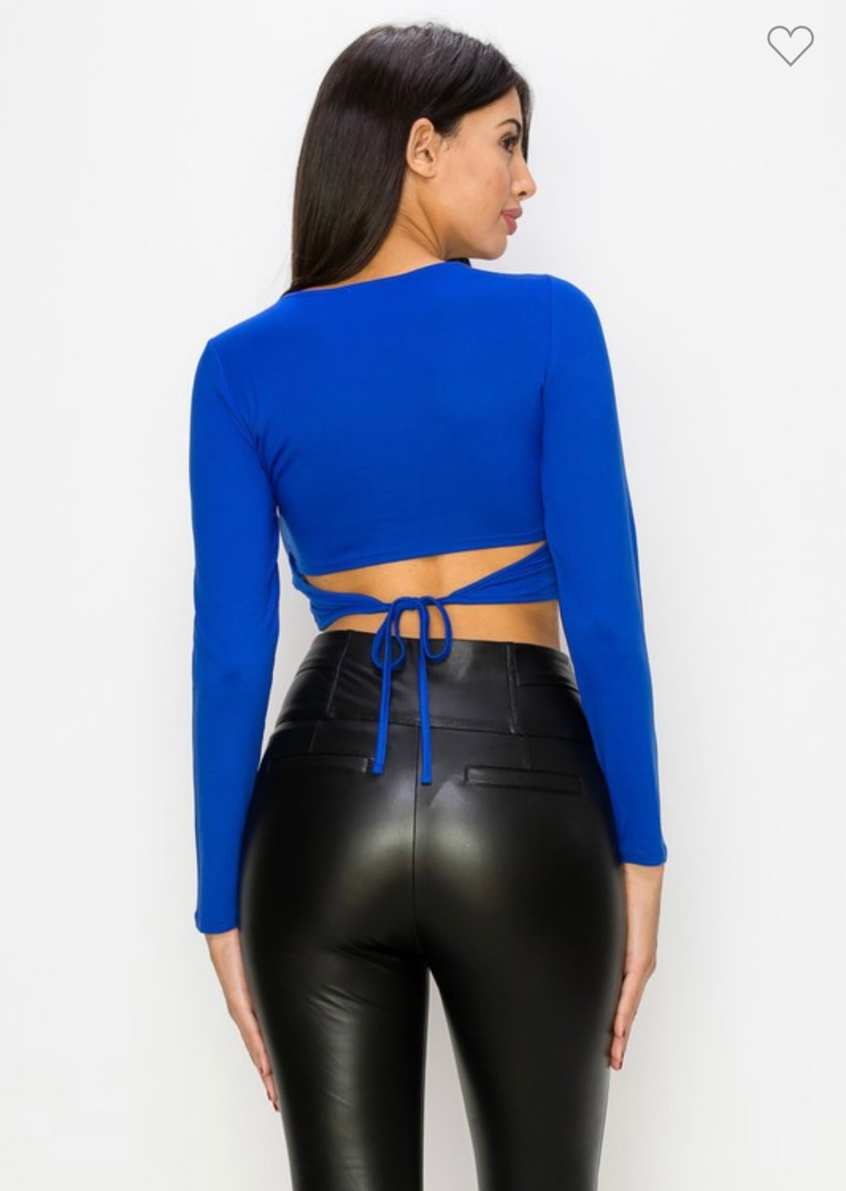 Crop long sleeves top