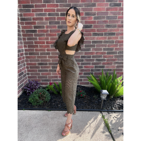 Crochet ruffle detailed sleeveless jumpsuit