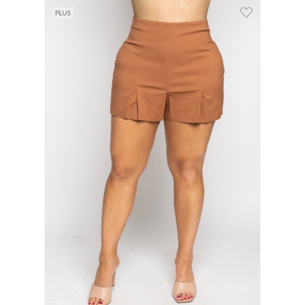 Plus size pleated skort
